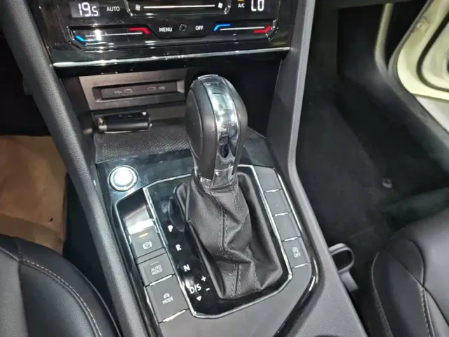 Volkswagen Tharu — Фото автомобиля 13