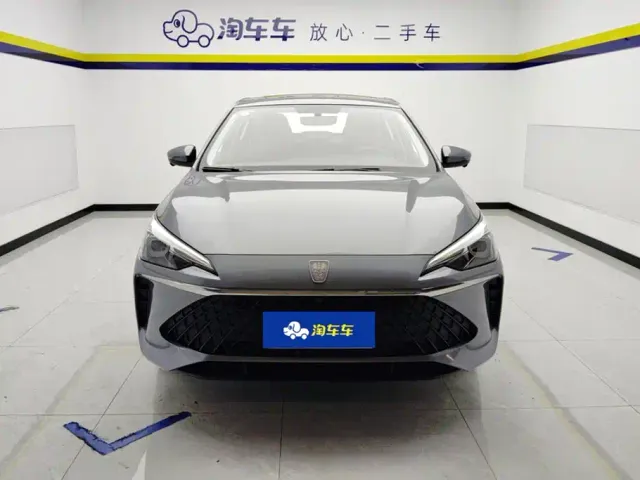 Roewe i5 — Фото автомобиля 2