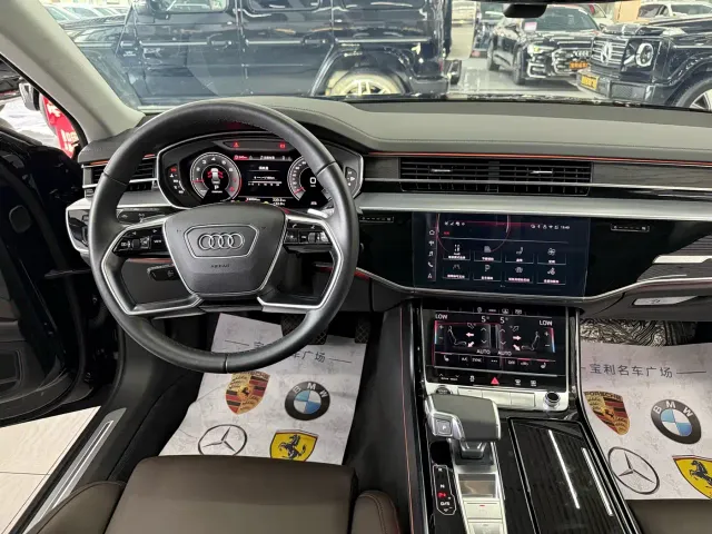 Audi A8 — Фото автомобиля 13