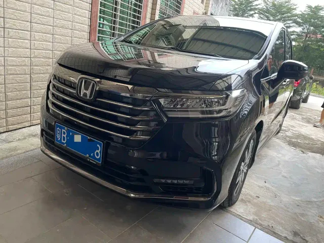 Фотография автомобиля — Honda Odyssey