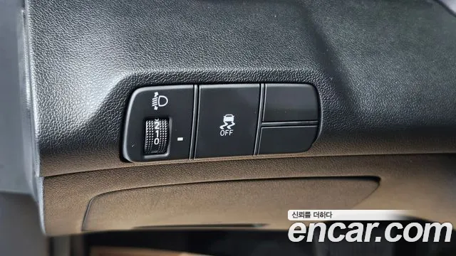 Hyundai Avante — Фото автомобиля 25