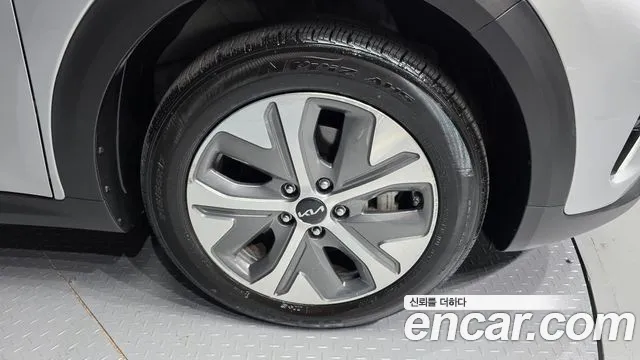 Kia Niro Niro Plus Air — Фото автомобиля 21
