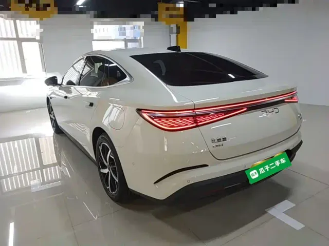 BYD Seal 07 DM-i — Фото автомобиля 4