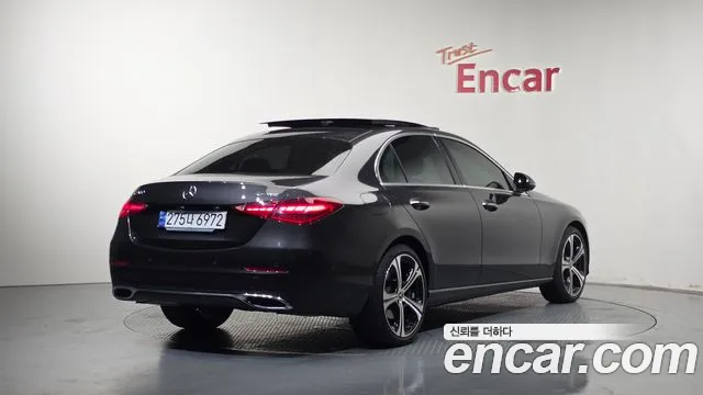 Mercedes-Benz C-Class — Фото автомобиля 2
