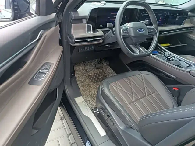 Ford Edge — Фото автомобиля 20