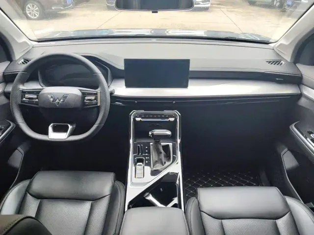 Wuling Asta — Фото автомобиля 9