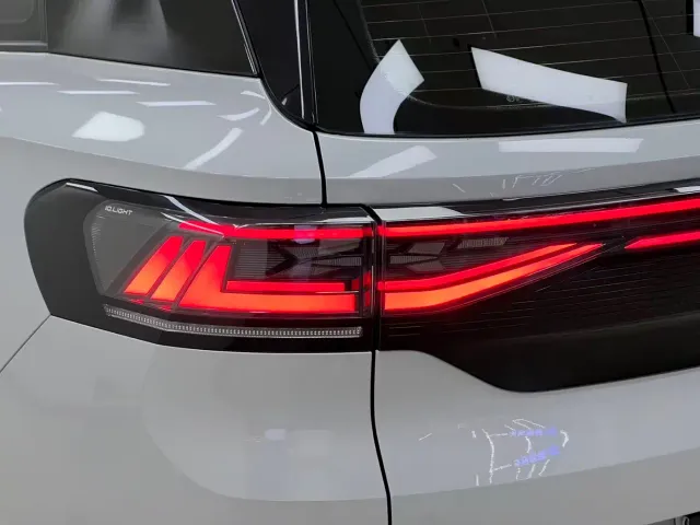 Volkswagen ID.6 X — Фото автомобиля 12