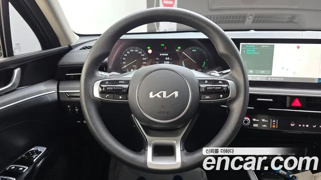 Kia K5 Generation 3 — Фото автомобиля 19