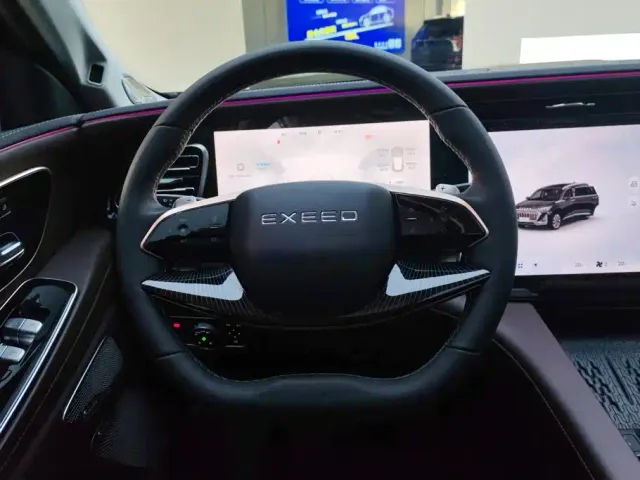 Exeed VX — Фото автомобиля 15