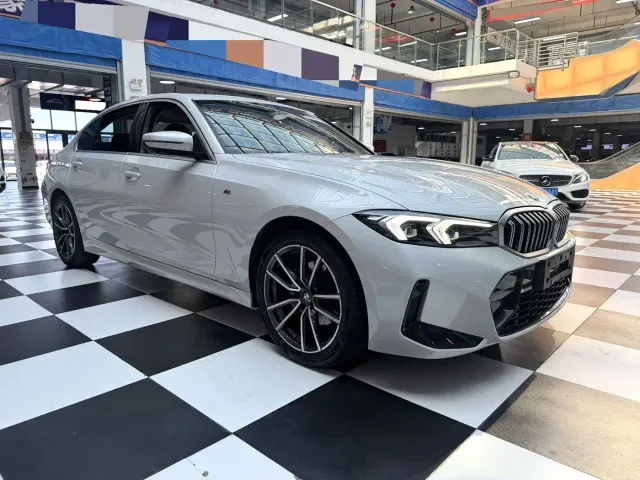 BMW 3 Series — Фото автомобиля 3