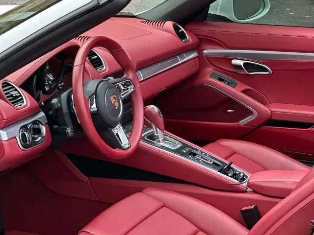 Porsche 718 — Фото автомобиля 6