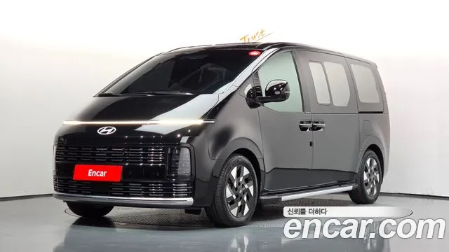 Фотография автомобиля — Hyundai Staria Staria (New)