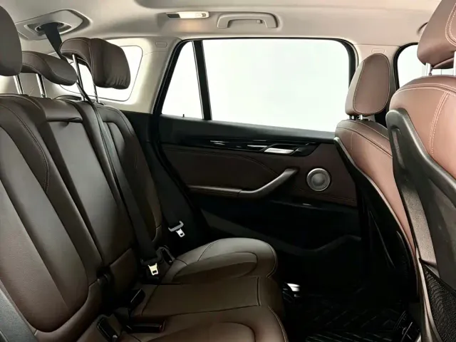 BMW X1 — Фото автомобиля 18