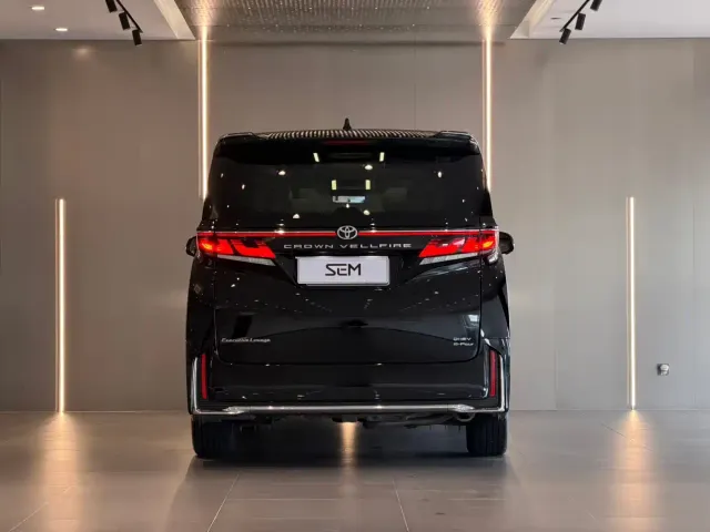 Toyota Vellfire — Фото автомобиля 8