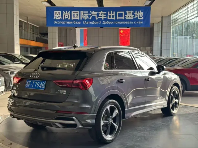 Audi Q3 — Фото автомобиля 10