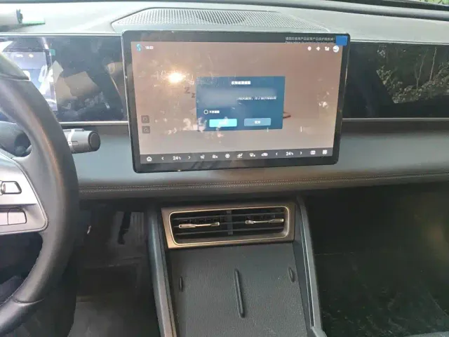 BYD Qin L — Фото автомобиля 5