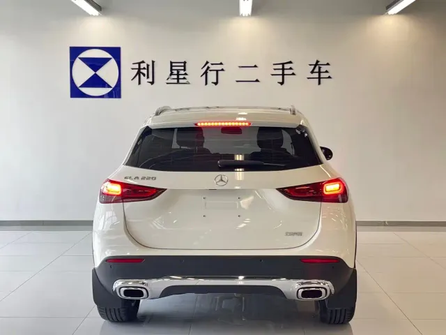 Mercedes-Benz GLA-Class — Фото автомобиля 8