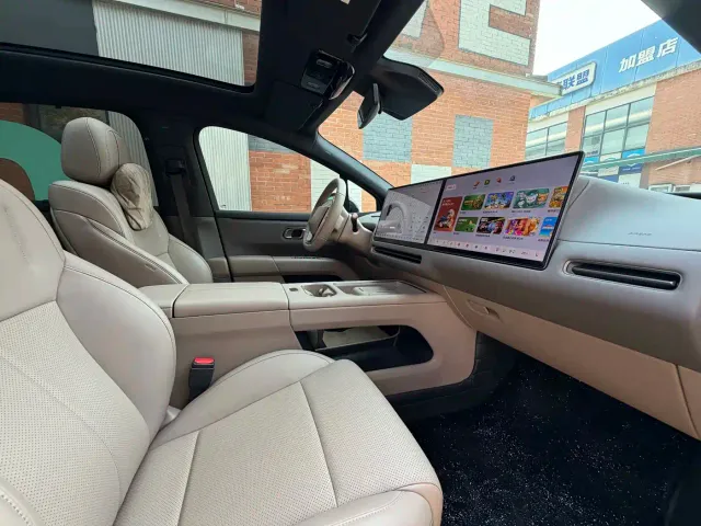 Li Auto i6 — Фото автомобиля 7