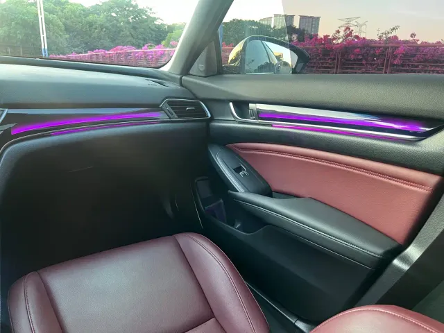 Honda Accord — Фото автомобиля 17