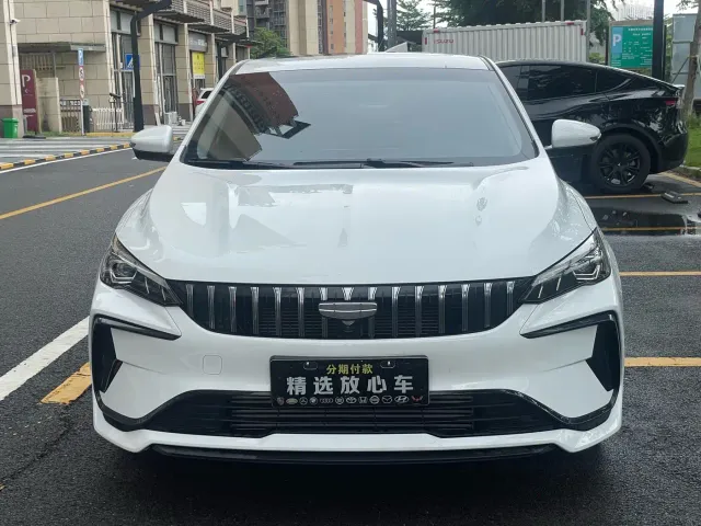 Geely Binrui — Фото автомобиля 2
