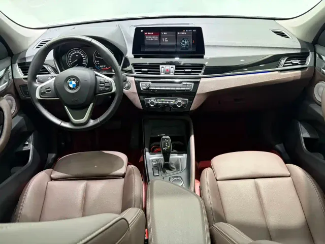 BMW X1 — Фото автомобиля 8