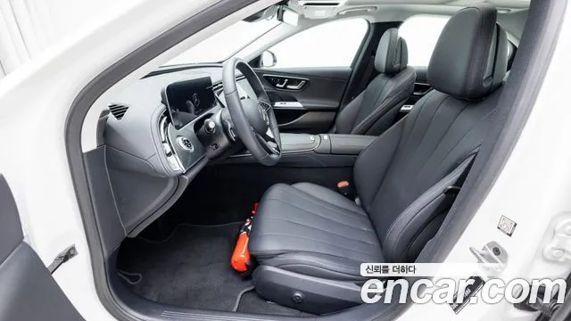 Mercedes-Benz E-Class W214 — Фото автомобиля 14