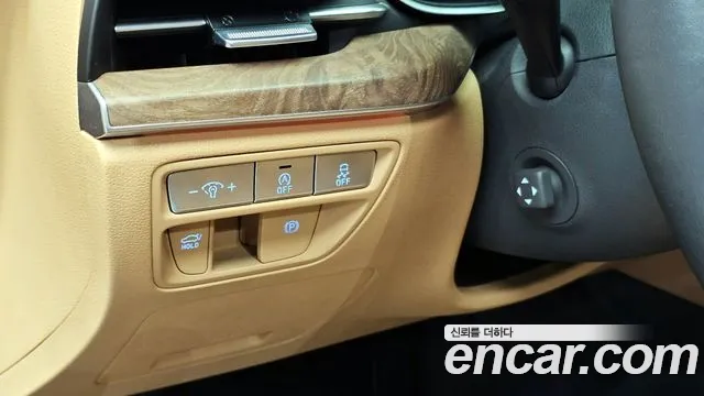 Genesis G80 Бензин 2.5 турбо AWD — Фото автомобиля 15