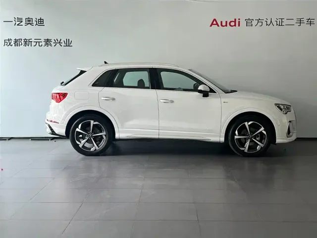 Audi Q3 — Фото автомобиля 3