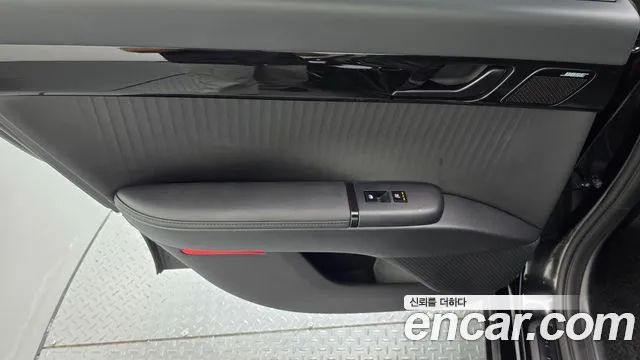 Hyundai Grandeur GN7 — Фото автомобиля 14