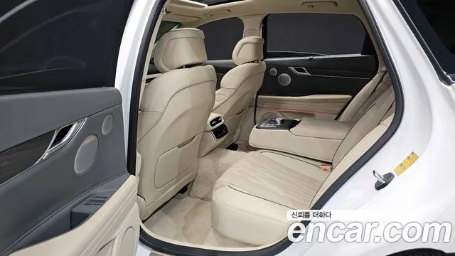 Genesis G80 Бензин 3.5 турбо AWD — Фото автомобиля 11