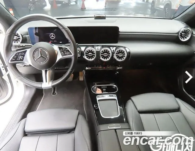 Mercedes-Benz A-Class W177 — Фото автомобиля 9