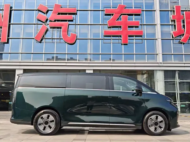 Geely Yizhen L380 — Фото автомобиля 16