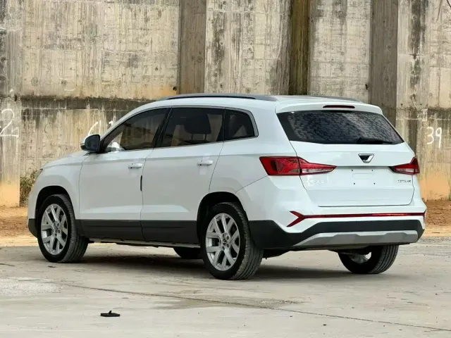 Jetta VS7 — Фото автомобиля 4