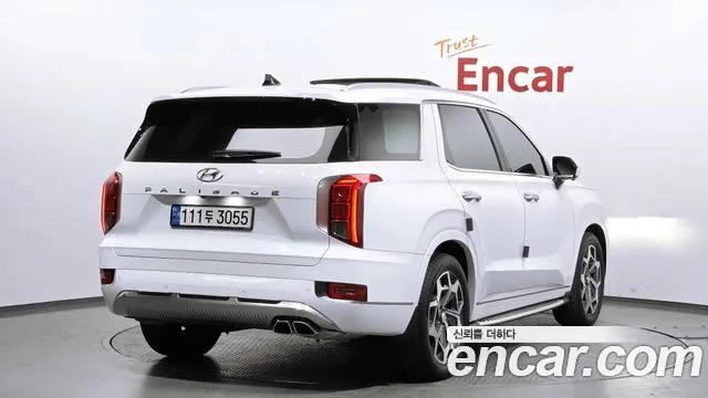 Hyundai Palisade Palisade Дизель 2.2 2WD — Фото автомобиля 2