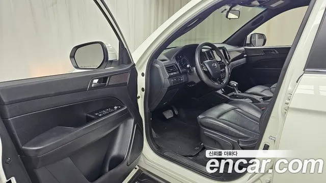 KG_Mobility_Ssangyong Rexton Новый Rexton Sport Дизель 2.2 2WD — Фото автомобиля 10