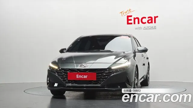 Hyundai AVANTE Avante (CN7) — Фото автомобиля 3