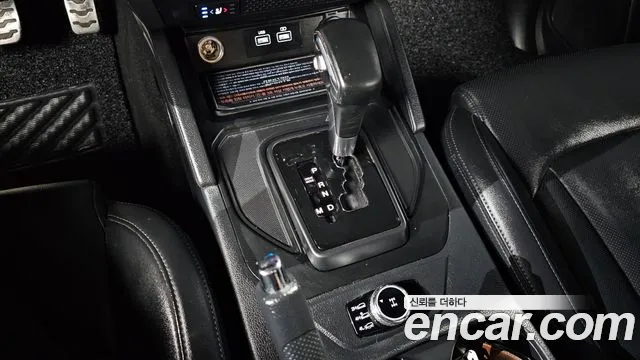 KG_Mobility_Ssangyong Rexton Новый Rexton Sport Khan Дизель 2.2 4WD — Фото автомобиля 9