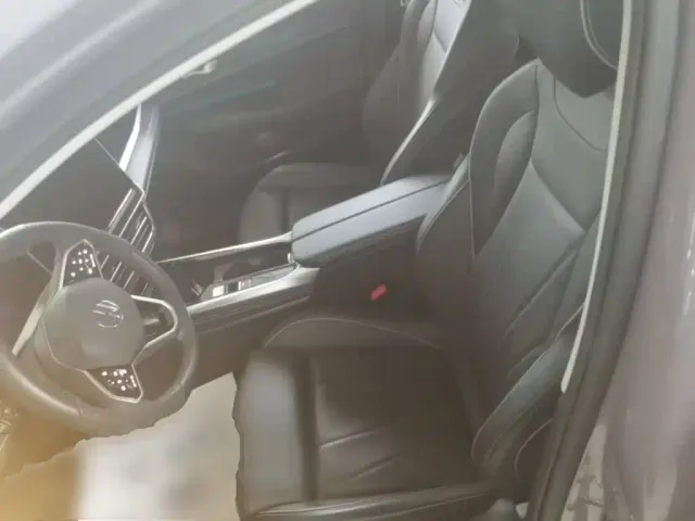 Volkswagen Passat — Фото автомобиля 14