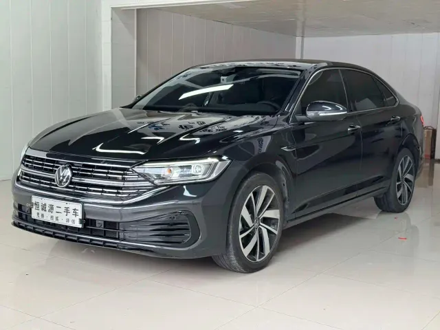 Фотография автомобиля — Volkswagen Sagitar