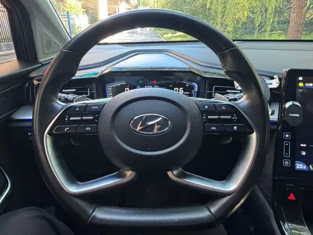 Hyundai Custo — Фото автомобиля 12