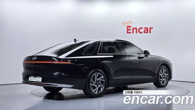 Hyundai Grandeur GN7 — Фото автомобиля 2