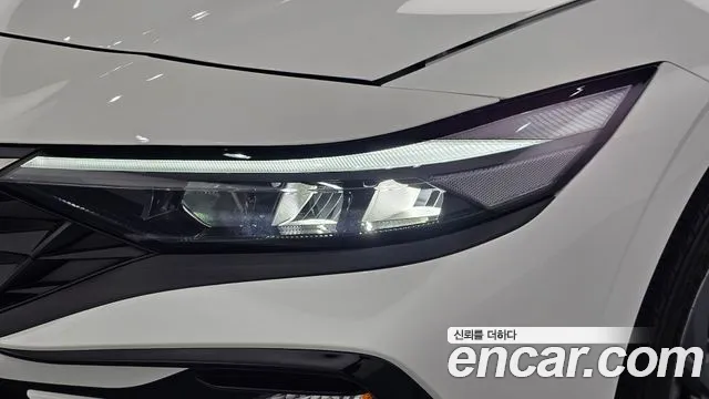 Hyundai AVANTE Новый Avante (CN7) — Фото автомобиля 19