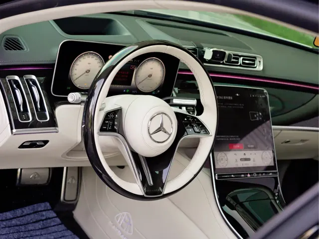 Mercedes-Benz Maybach S-Class — Фото автомобиля 13