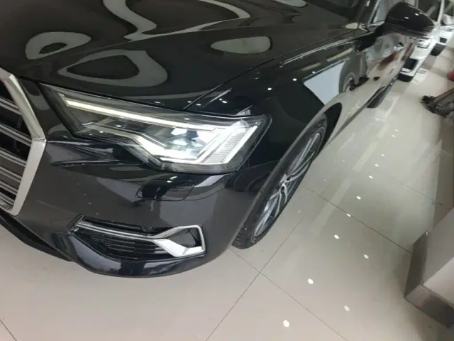Audi A6L — Фото автомобиля 23