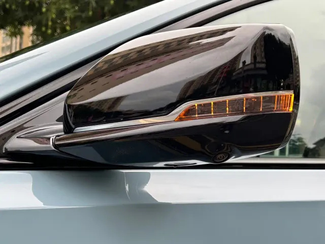Cadillac CT5 — Фото автомобиля 25