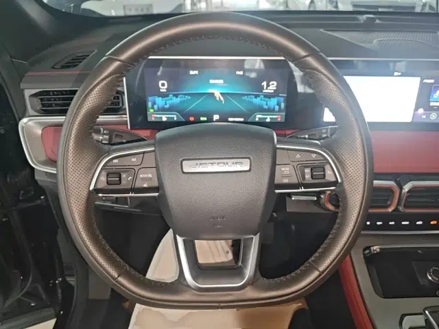 Jetour X70 Plus — Фото автомобиля 10