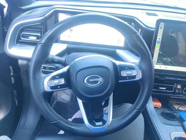 GAC Trumpchi GS8 — Фото автомобиля 14