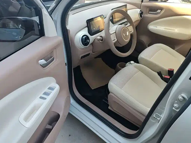 Wuling Hongguang Mini EV — Фото автомобиля 15