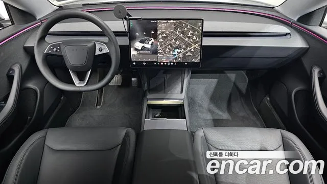 Tesla Model 3 — Фото автомобиля 7