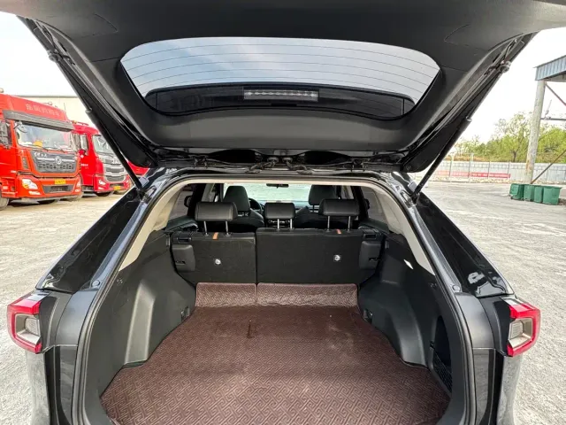 Toyota Wildlander — Фото автомобиля 6
